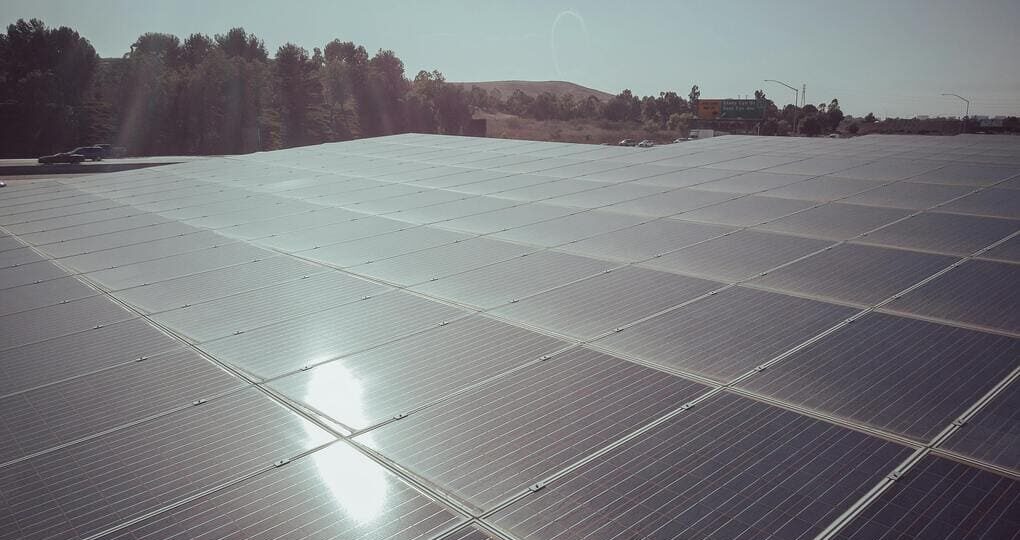 Venta de paneles solares en Panamá para hogares y empresas