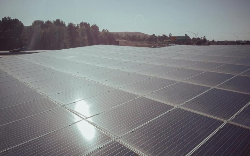 Venta de paneles solares en Panamá para hogares y empresas