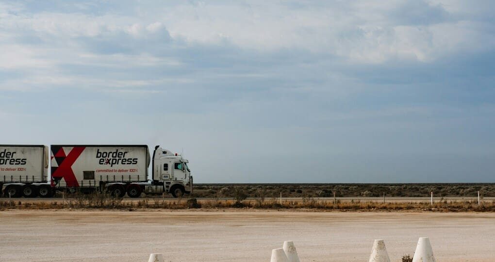 Envíos en Panamá: elige entre carga marítima o terrestre