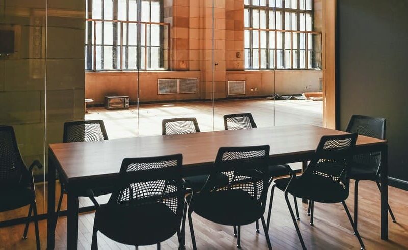 Espacios modernos para juntas: alquiler en Panamá