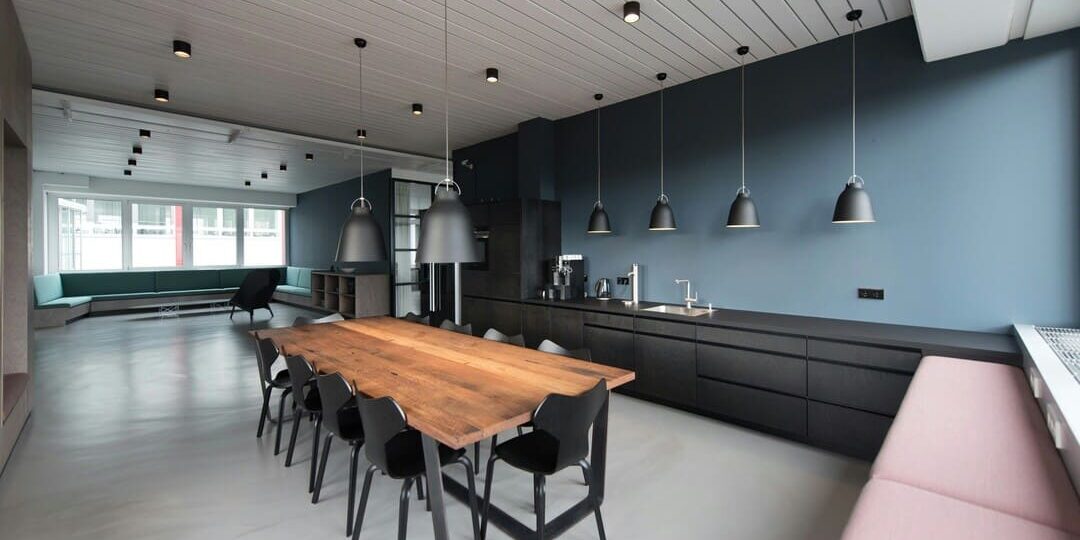 Dónde encontrar salas de juntas elegantes en Panamá